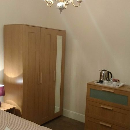 Acton Lodge Guest House Londra Esterno foto