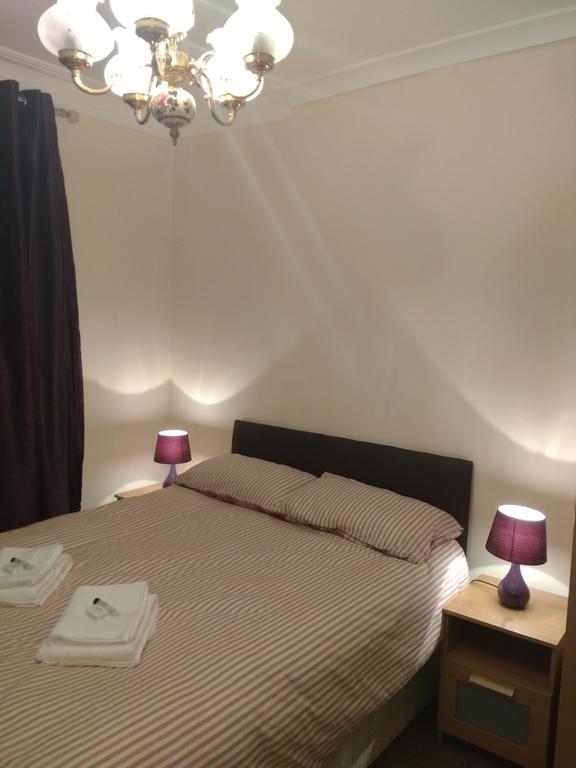 Acton Lodge Guest House Londra Camera foto