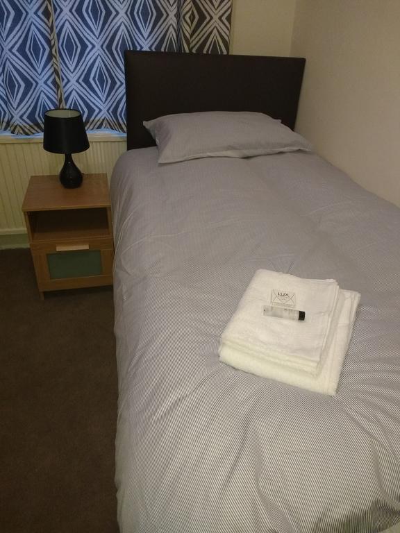 Acton Lodge Guest House Londra Camera foto